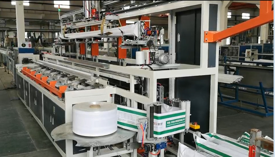 PPR管編織(zhi)袋線縫包裝機(jī)XBⅡ-20-32